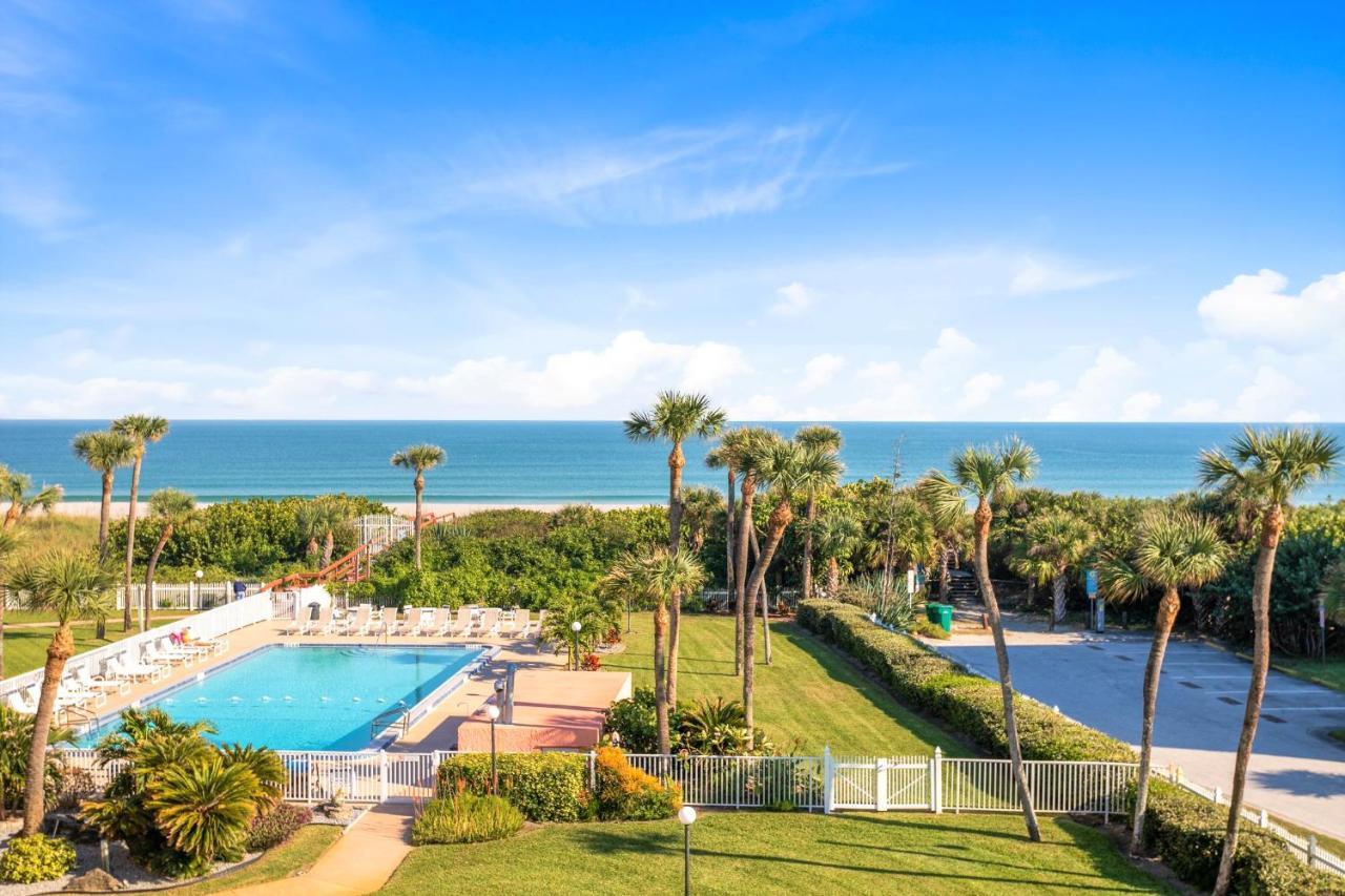 Cocoa Beach Towers 部屋 写真