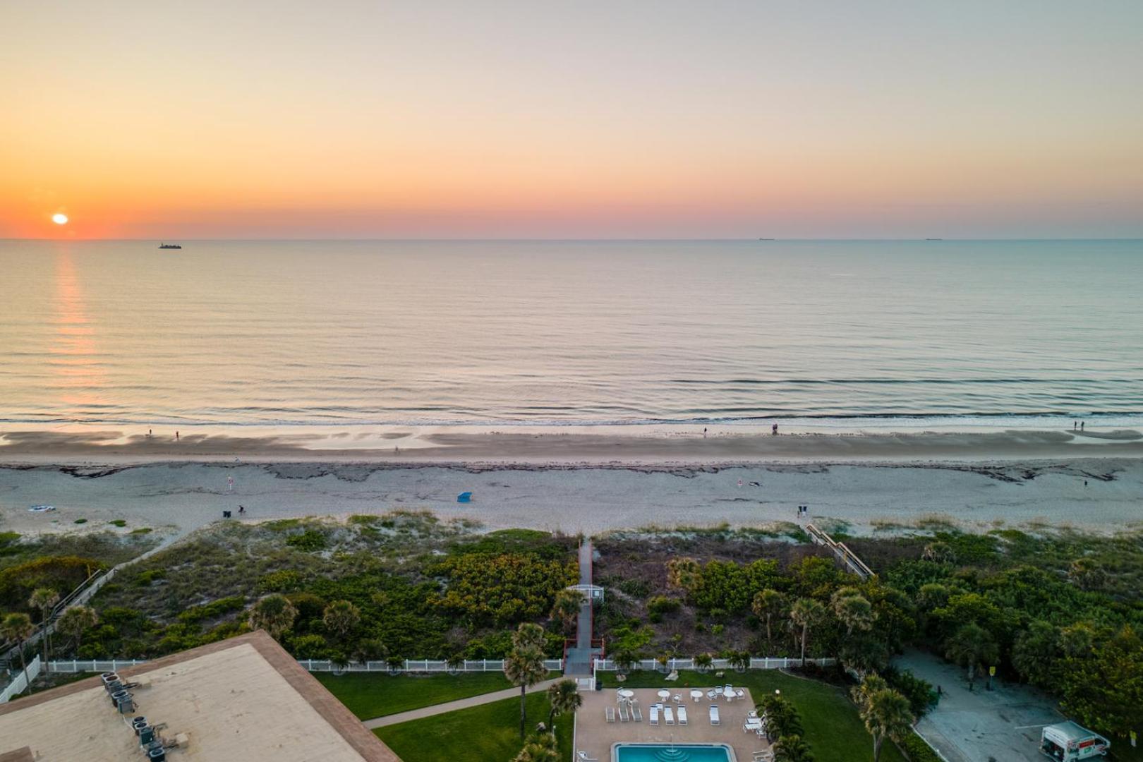 Cocoa Beach Towers エクステリア 写真