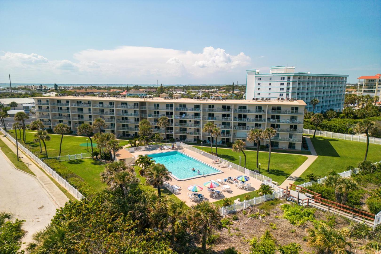 Cocoa Beach Towers エクステリア 写真